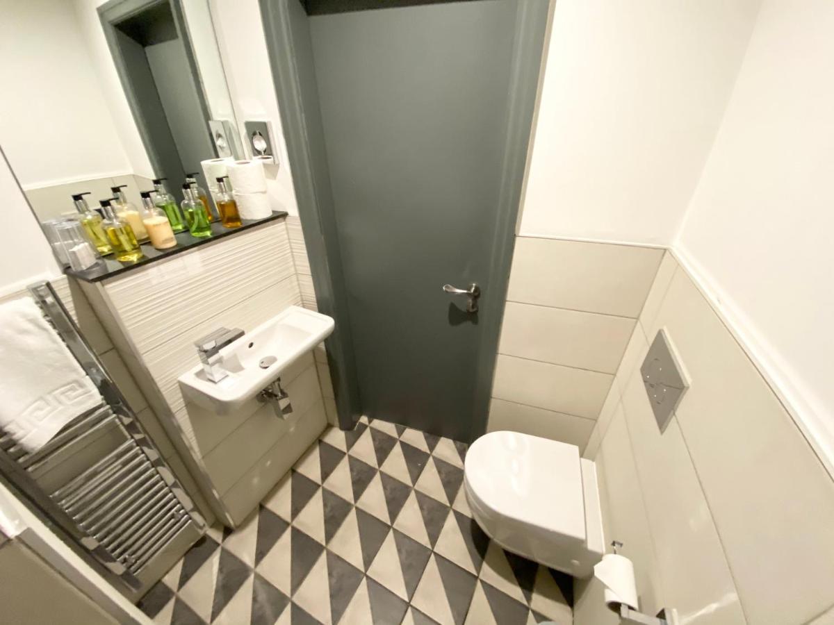 Studio At The Coach House Apartments Leeds  Exterior foto